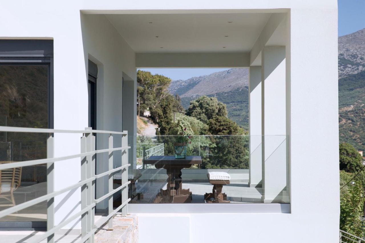 Villa Aires